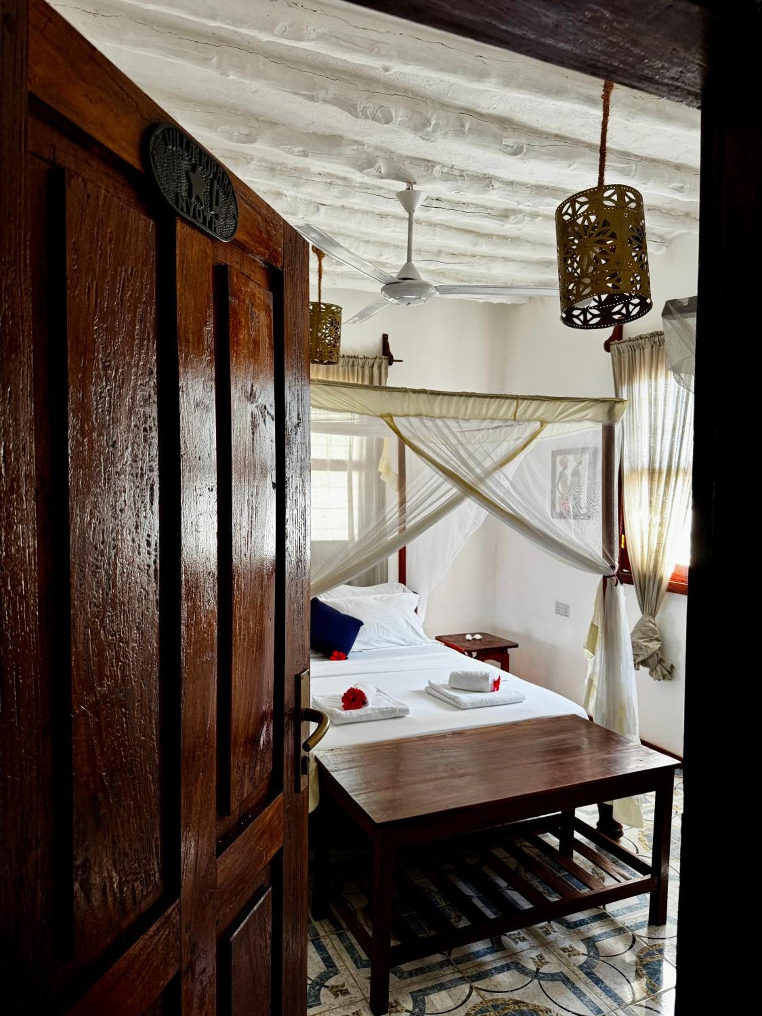 Villa Kipara - Private Beach & Pool Пвани-Мчангани Экстерьер фото